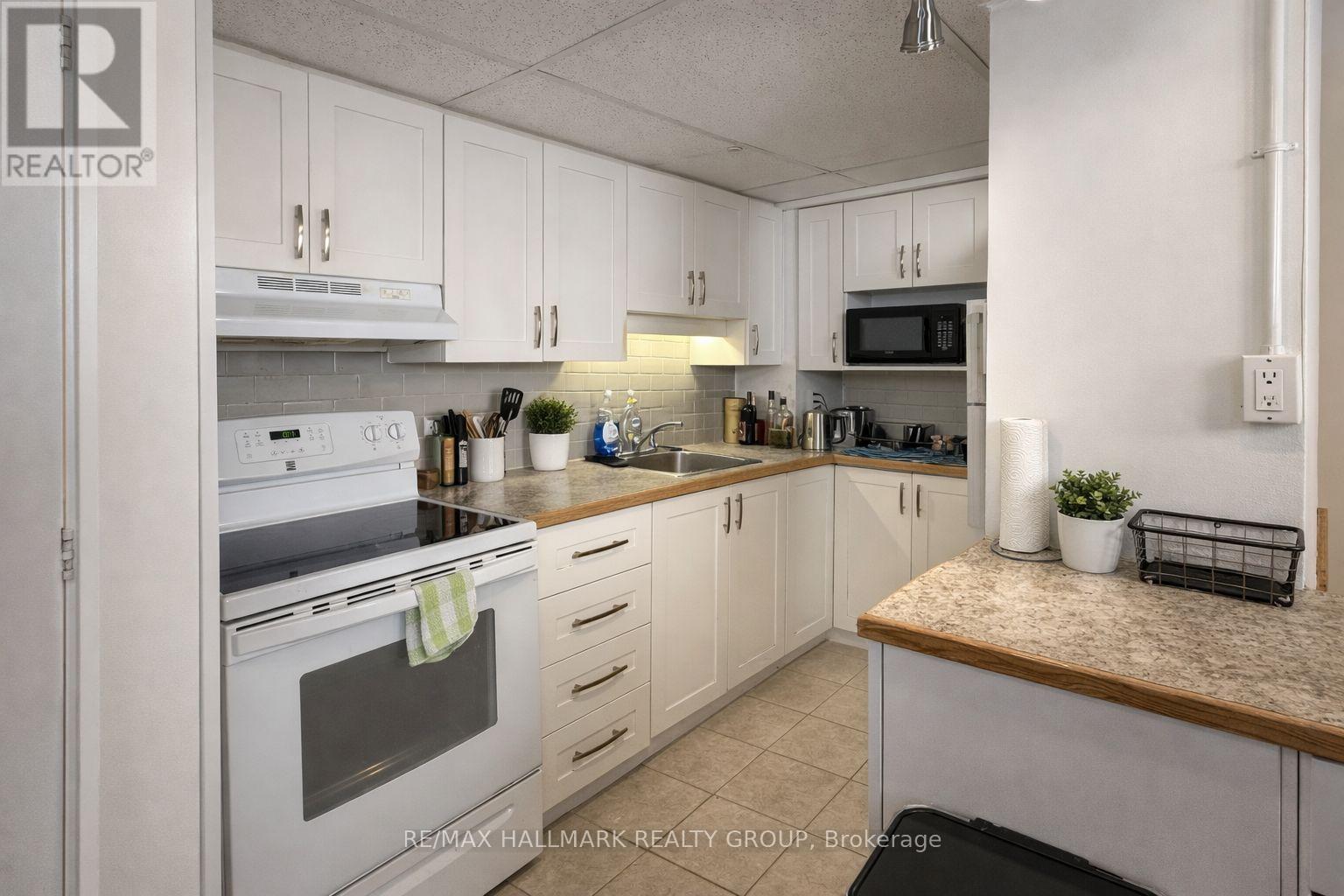 3 - 86 Gilchrist Avenue, Ottawa, Ontario  K1Y 0M8 - Photo 5 - X12981772