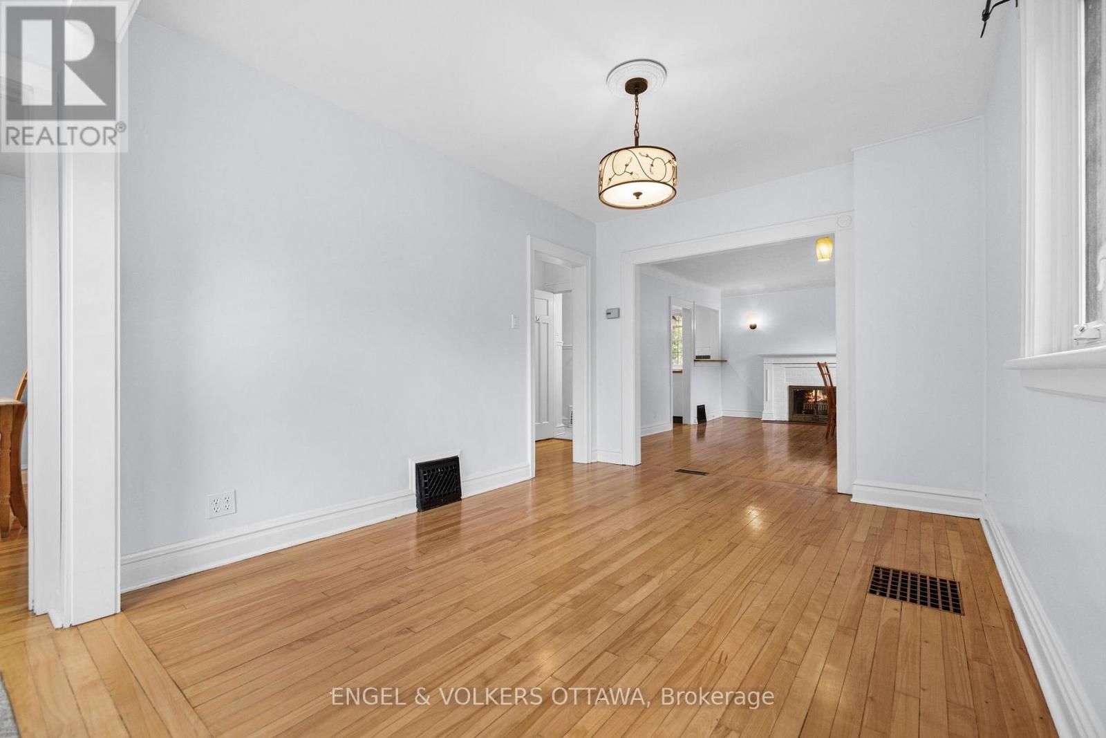 150 Spencer Street, Ottawa, Ontario  K1Y 2P9 - Photo 8 - X12981782