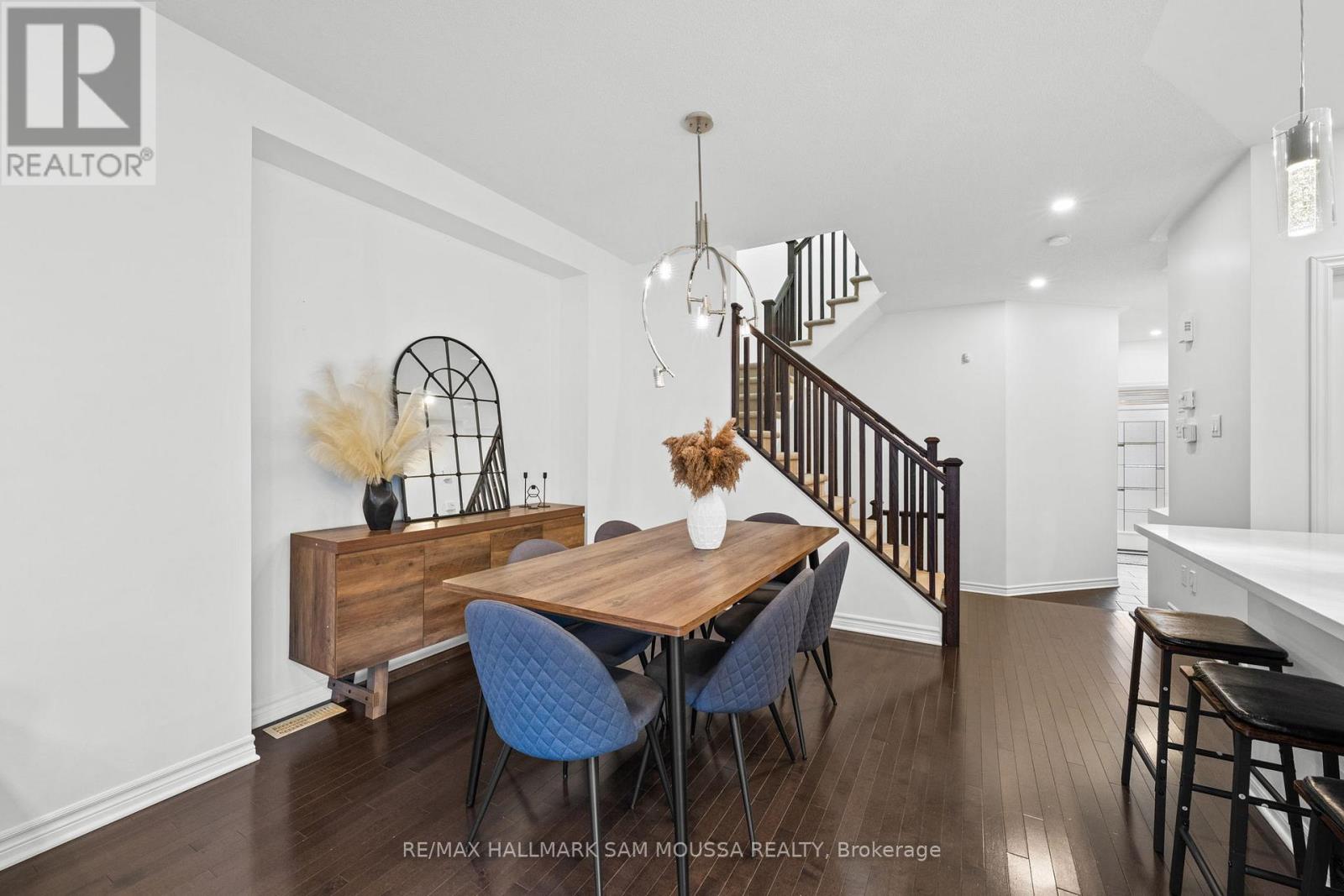 185 Flat Sedge Crescent, Ottawa, Ontario  K1T 0G9 - Photo 18 - X12981906