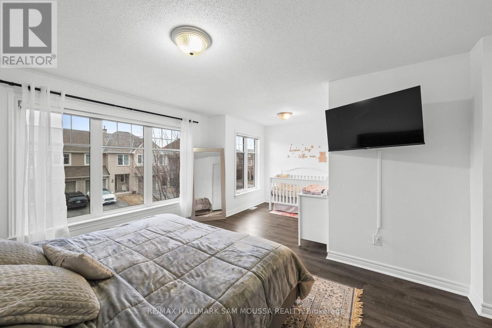 185 Flat Sedge Crescent, Ottawa, Ontario  K1T 0G9 - Photo 25 - X12981906