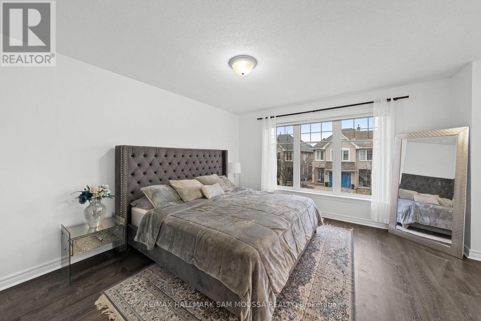 185 Flat Sedge Crescent, Ottawa, Ontario  K1T 0G9 - Photo 28 - X12981906