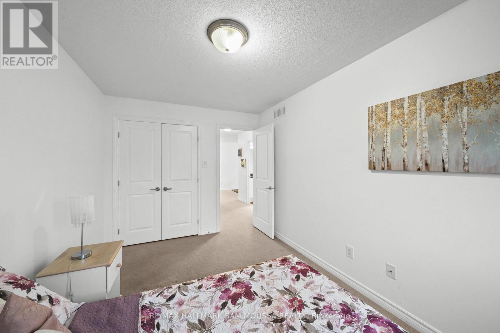 185 Flat Sedge Crescent, Ottawa, Ontario  K1T 0G9 - Photo 33 - X12981906