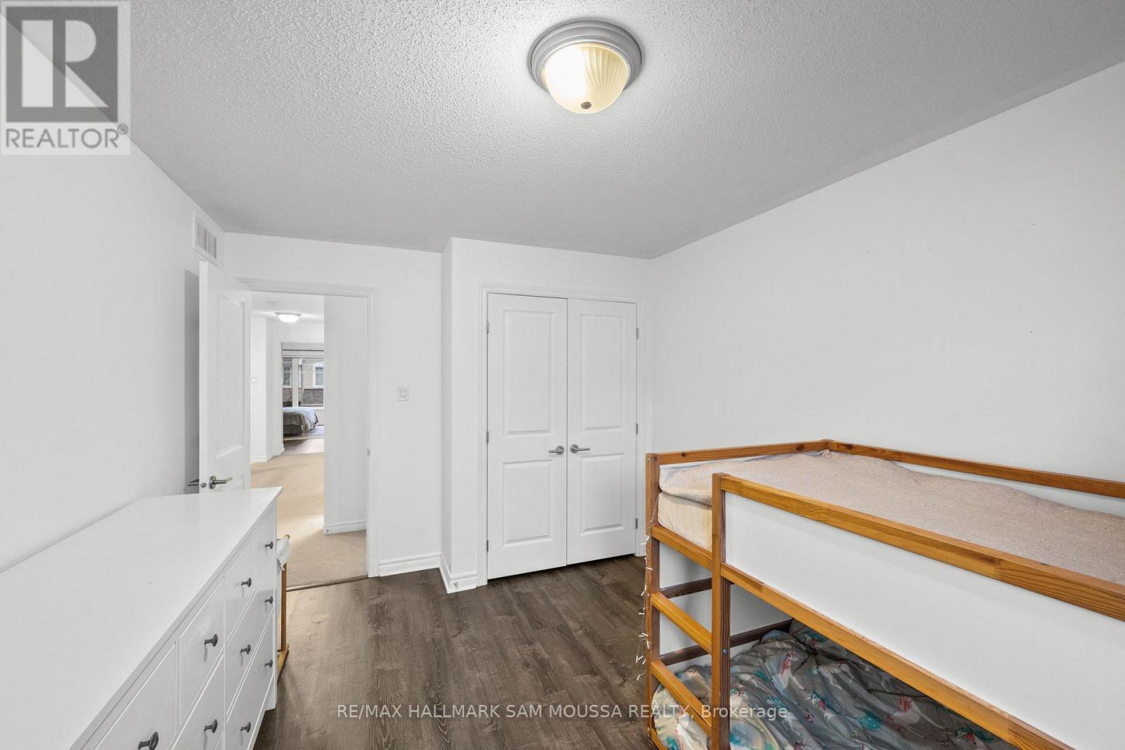 185 Flat Sedge Crescent, Ottawa, Ontario  K1T 0G9 - Photo 35 - X12981906