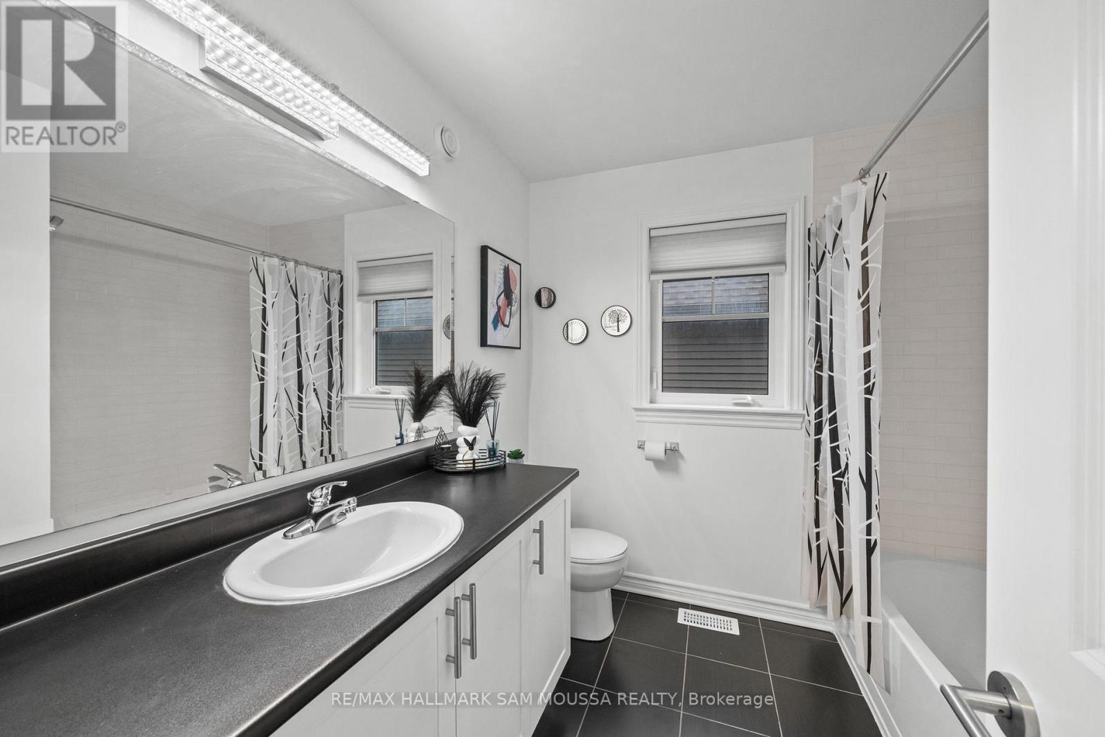 185 Flat Sedge Crescent, Ottawa, Ontario  K1T 0G9 - Photo 36 - X12981906