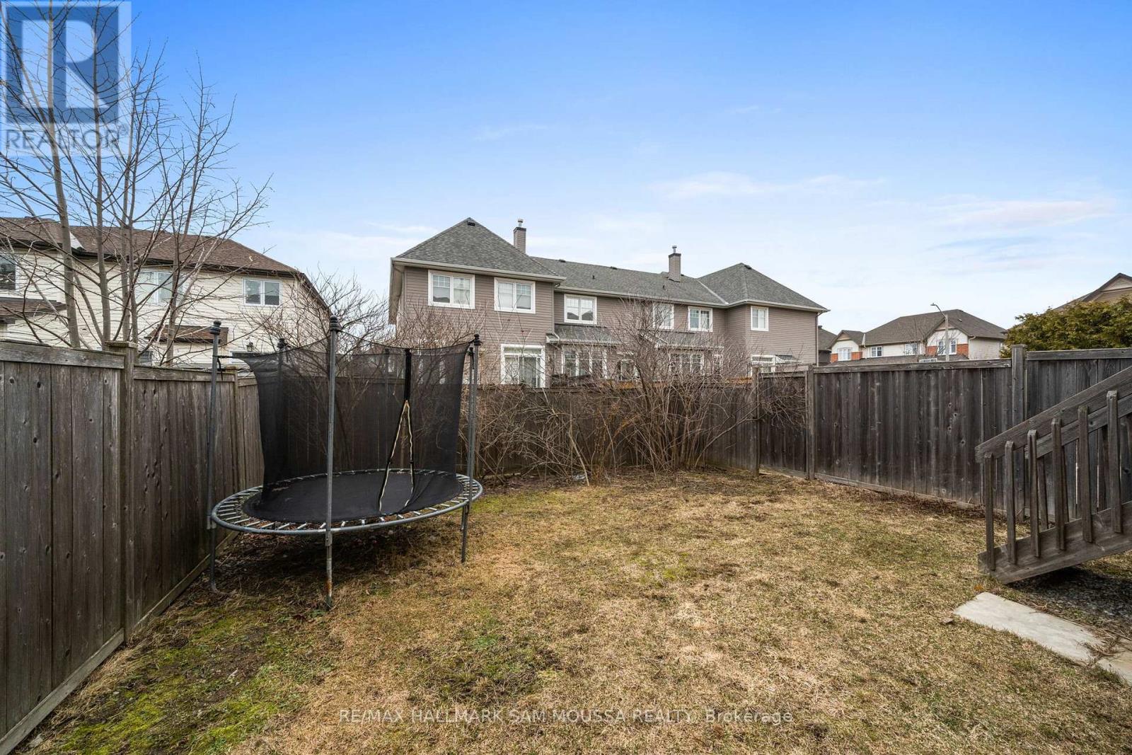 185 Flat Sedge Crescent, Ottawa, Ontario  K1T 0G9 - Photo 44 - X12981906