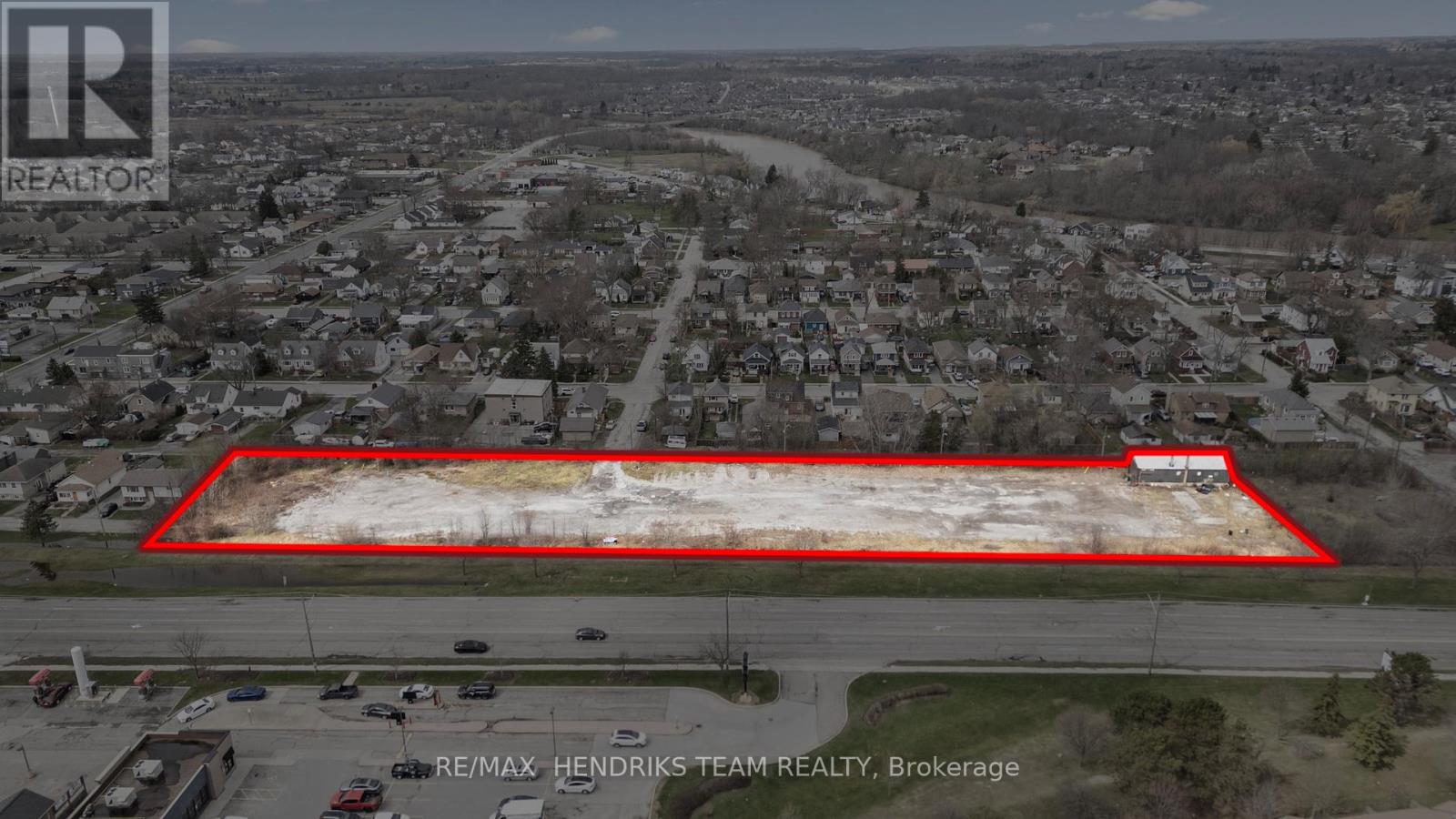 1 Drew Street, Welland, Ontario  L3C 5H8 - Photo 2 - X12917374