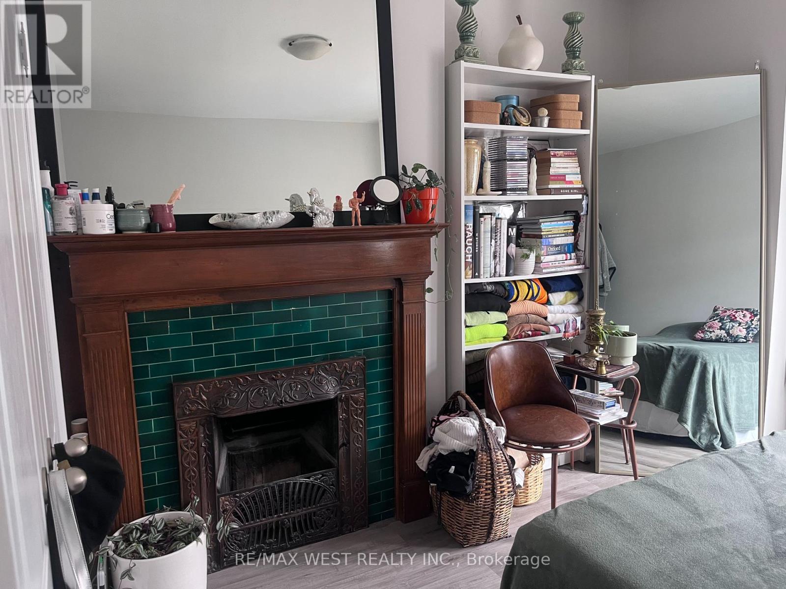 Front U - 926 College Street, Toronto, Ontario  M6H 1A4 - Photo 11 - C12981788