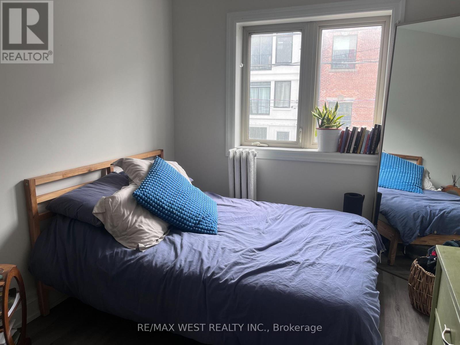 Front U - 926 College Street, Toronto, Ontario  M6H 1A4 - Photo 8 - C12981788