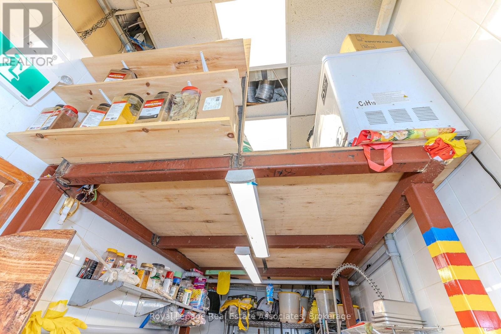 Unit 1 - 750 Spadina Avenue, Toronto, Ontario  M5S 2J2 - Photo 14 - C12981860