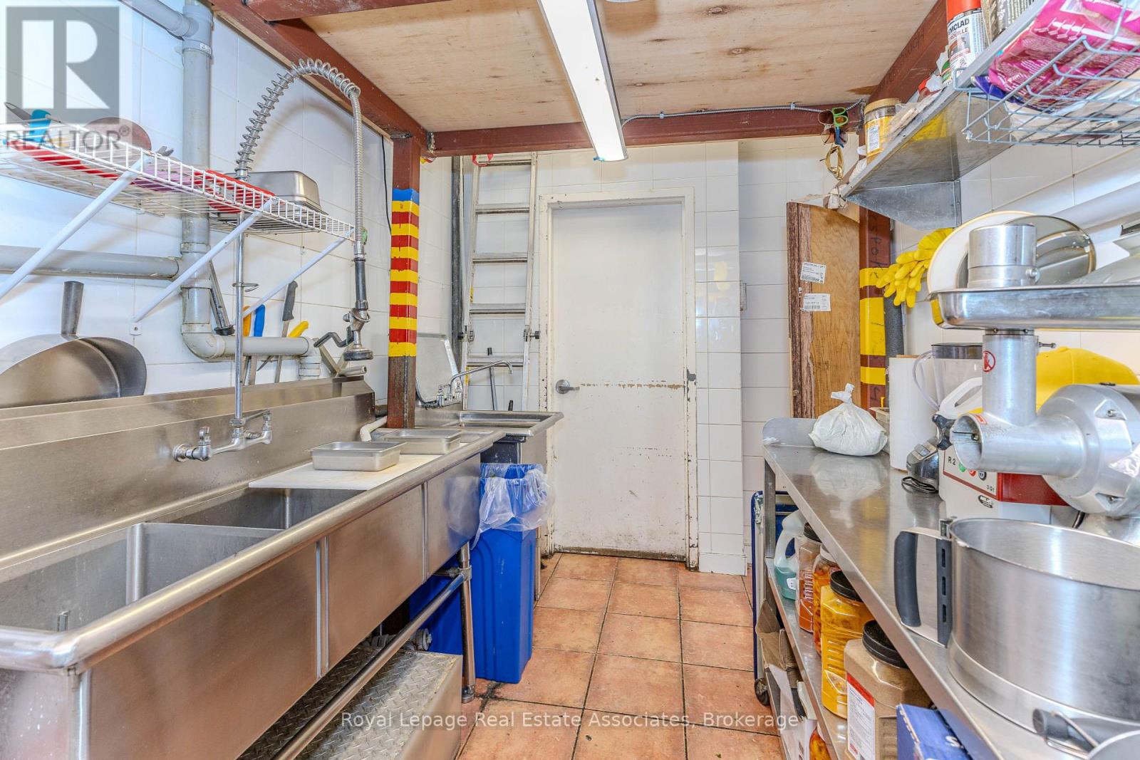 Unit 1 - 750 Spadina Avenue, Toronto, Ontario  M5S 2J2 - Photo 21 - C12981860