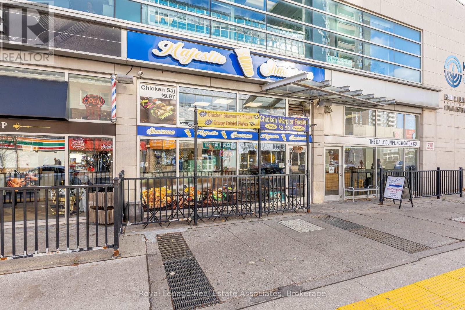 Unit 1 - 750 Spadina Avenue, Toronto, Ontario  M5S 2J2 - Photo 25 - C12981860