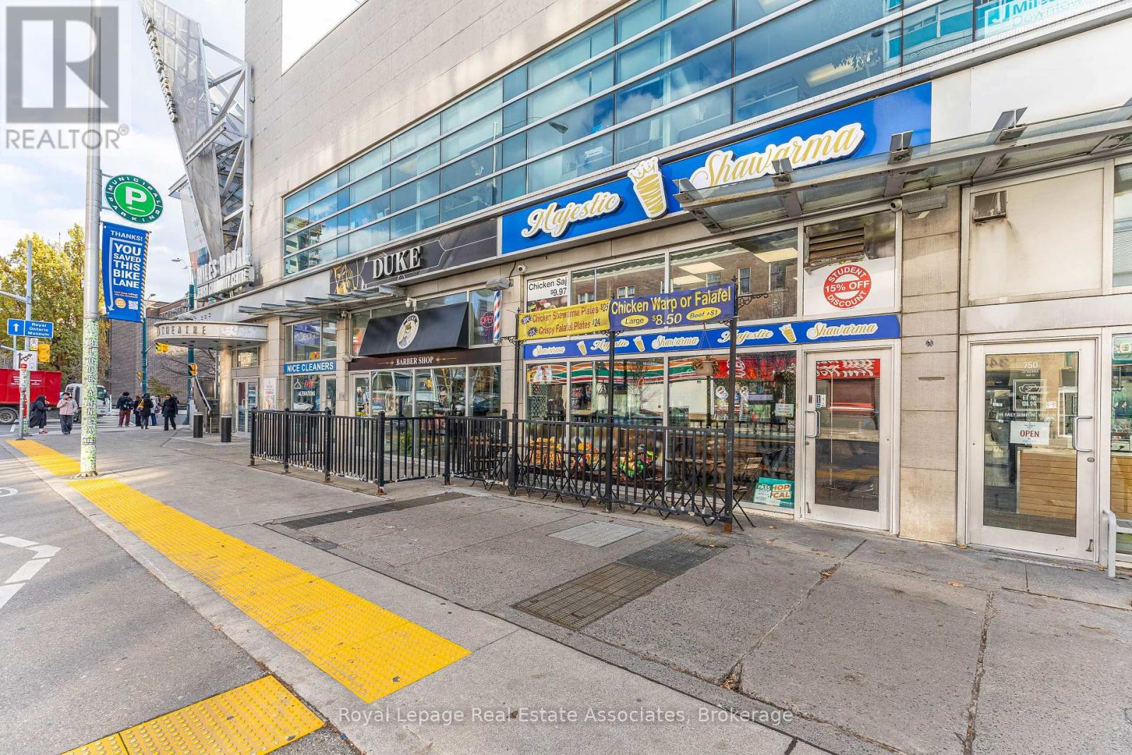 Unit 1 - 750 Spadina Avenue, Toronto, Ontario  M5S 2J2 - Photo 27 - C12981860