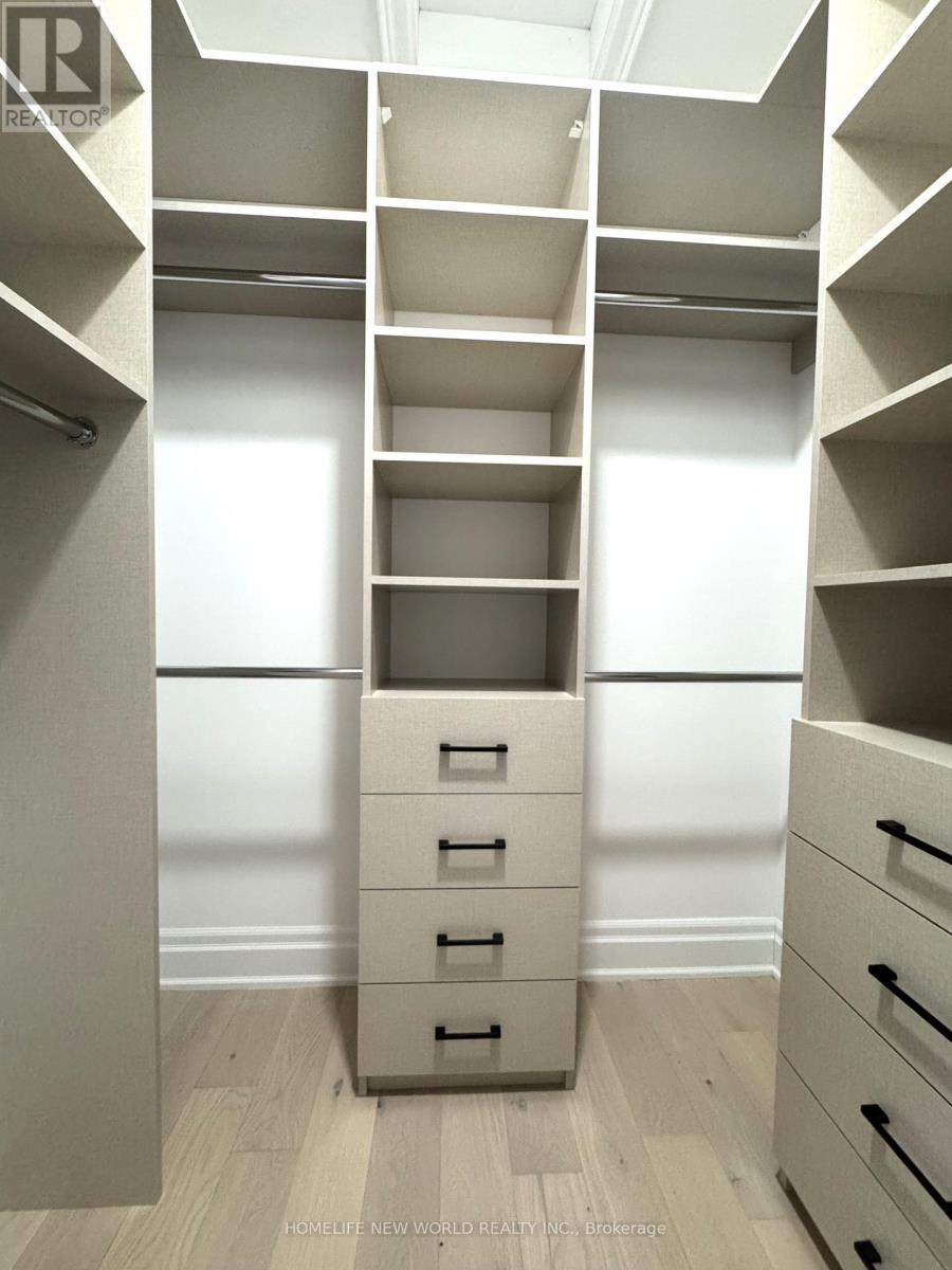 150 Viewmount Avenue, Toronto, Ontario  M6B 1T7 - Photo 26 - C12981884