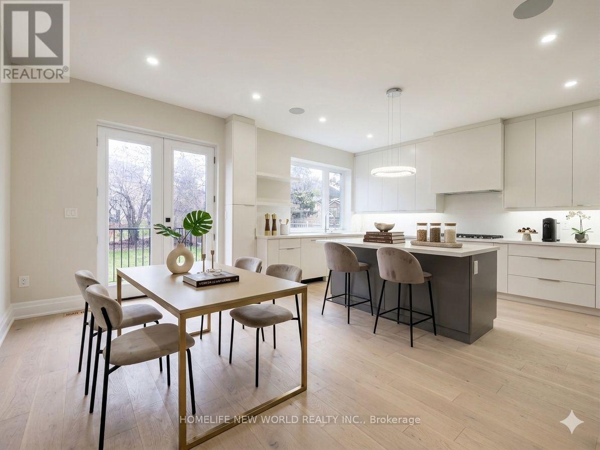 150 Viewmount Avenue, Toronto, Ontario  M6B 1T7 - Photo 3 - C12981884