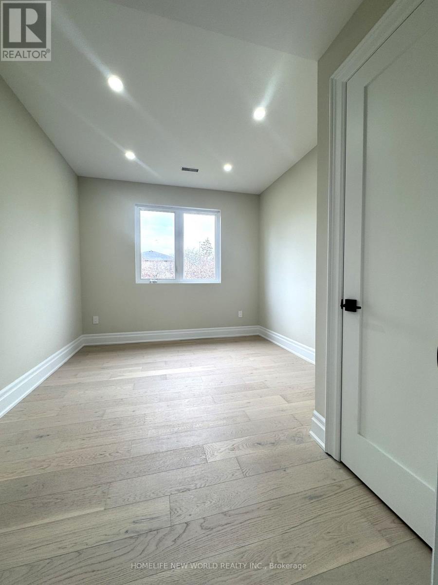 150 Viewmount Avenue, Toronto, Ontario  M6B 1T7 - Photo 31 - C12981884