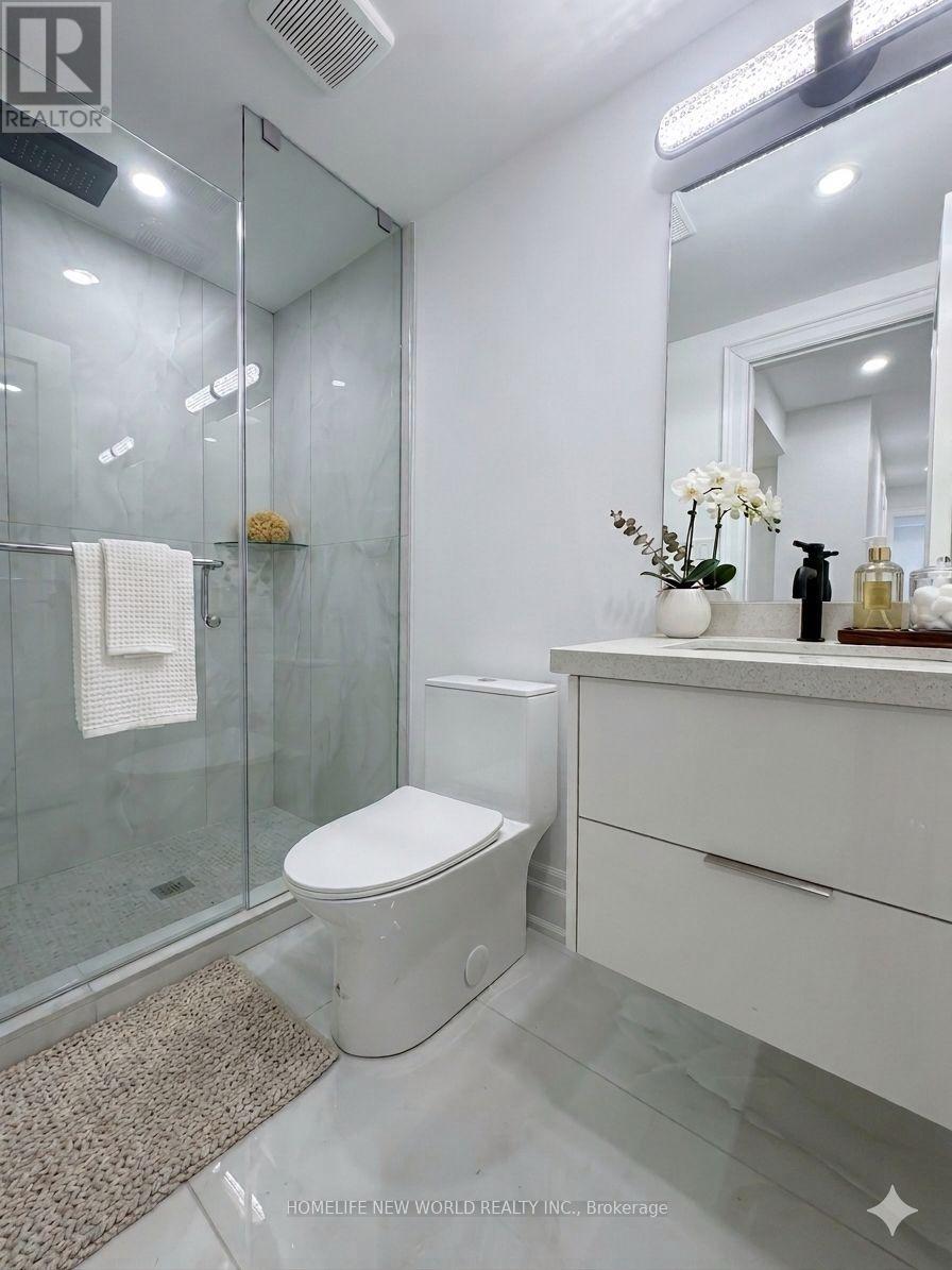 150 Viewmount Avenue, Toronto, Ontario  M6B 1T7 - Photo 9 - C12981884