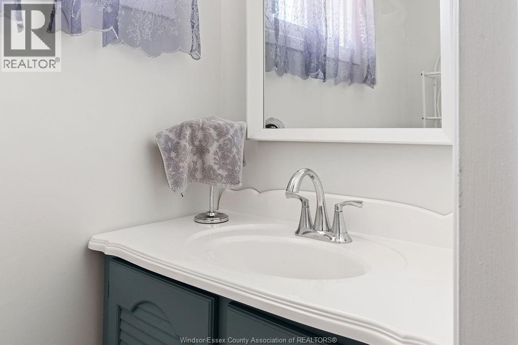 2635 Vine Court Unit# 51, Windsor, Ontario  N8T 2X4 - Photo 9 - 26007751