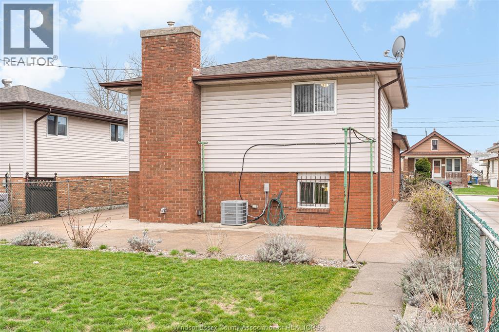 1694 Langlois Avenue, Windsor, Ontario  N8X 4M5 - Photo 32 - 26007745