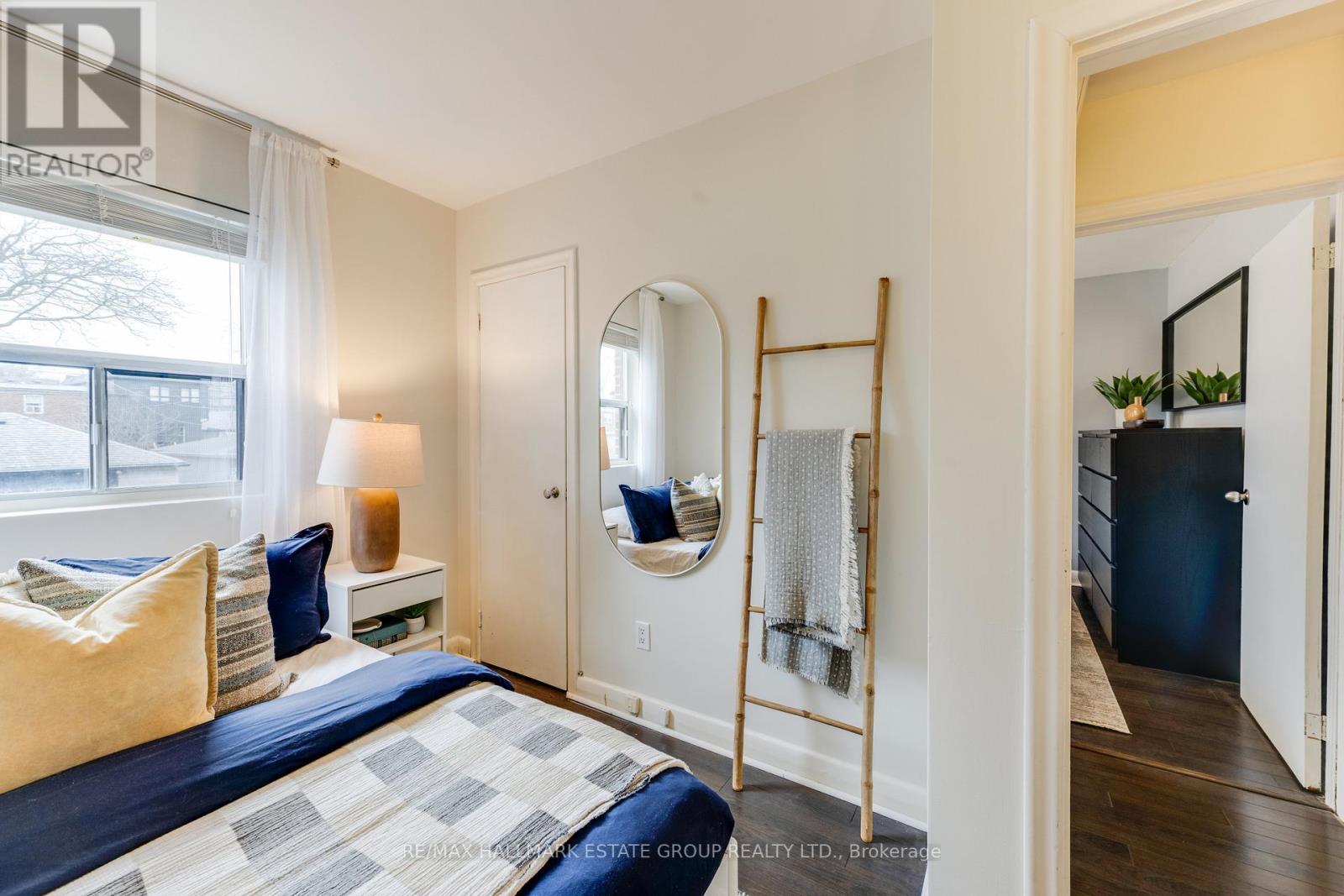 225 Woodville Avenue, Toronto, Ontario  M4J 2R4 - Photo 12 - E12981724