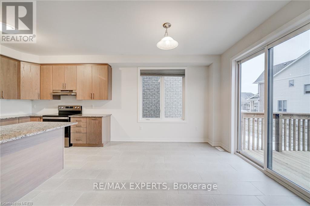 185 South Ocean Drive, Oshawa, Ontario  L1L 0K4 - Photo 6 - E12981800