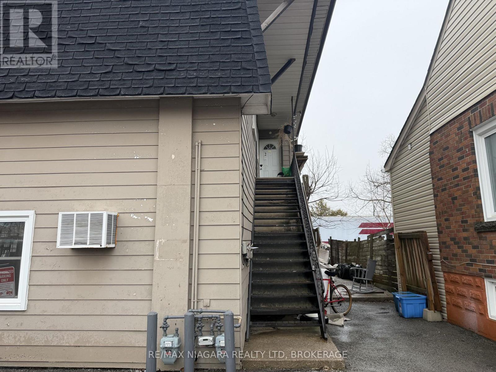 496 Main Street W, Port Colborne, Ontario  L3K 3W4 - Photo 3 - X12981844