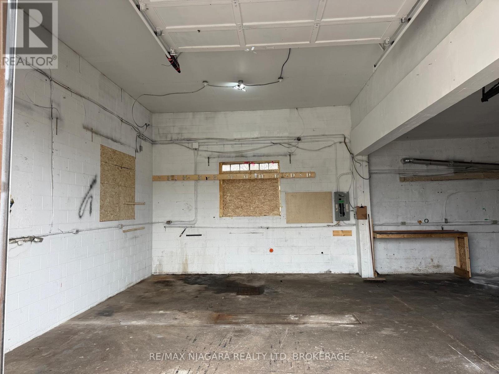 496 Main Street W, Port Colborne, Ontario  L3K 3W4 - Photo 8 - X12981844