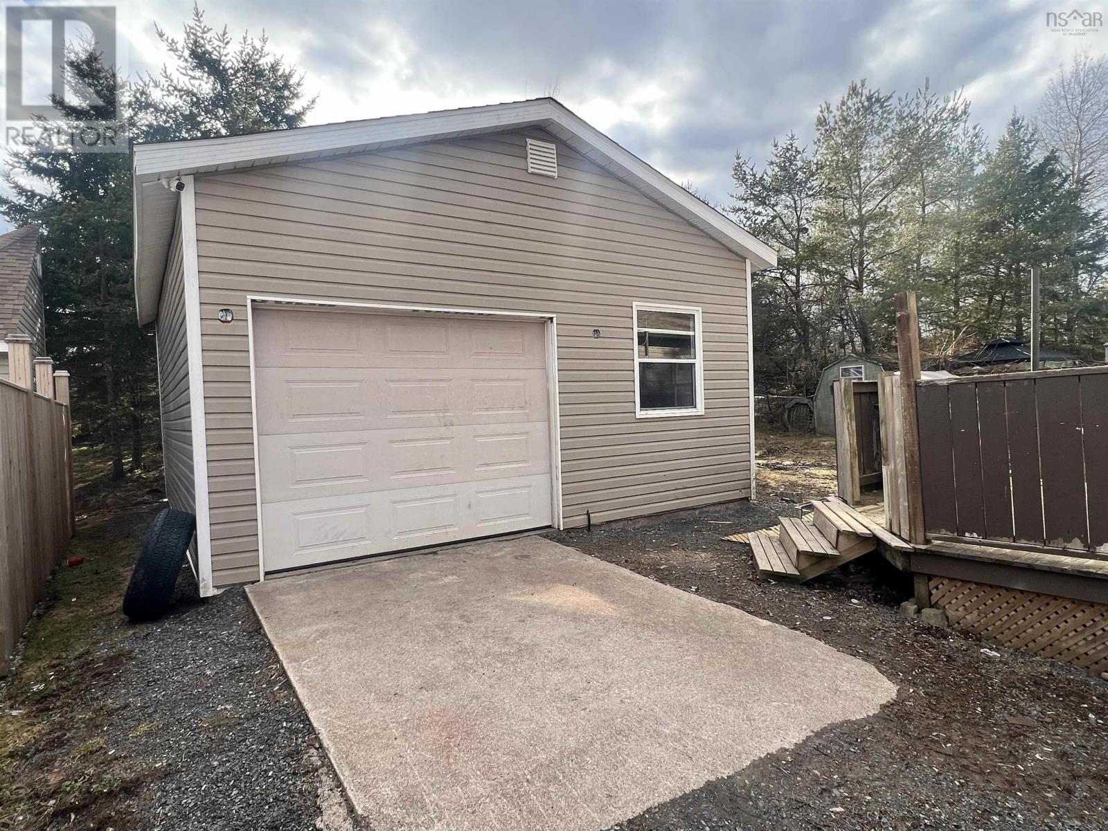 2121 Union Street, Westville, Nova Scotia  B0K 2A0 - Photo 3 - 202601444