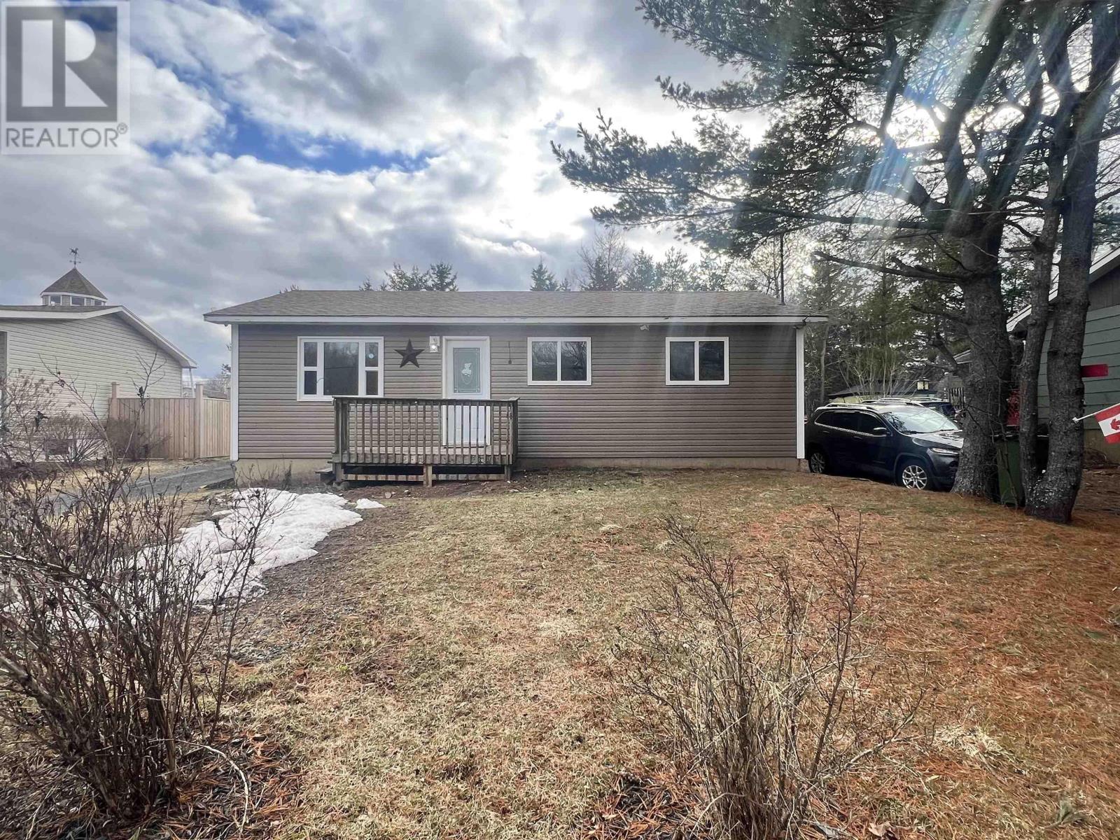 2121 Union Street, Westville, Nova Scotia  B0K 2A0 - Photo 2 - 202601444