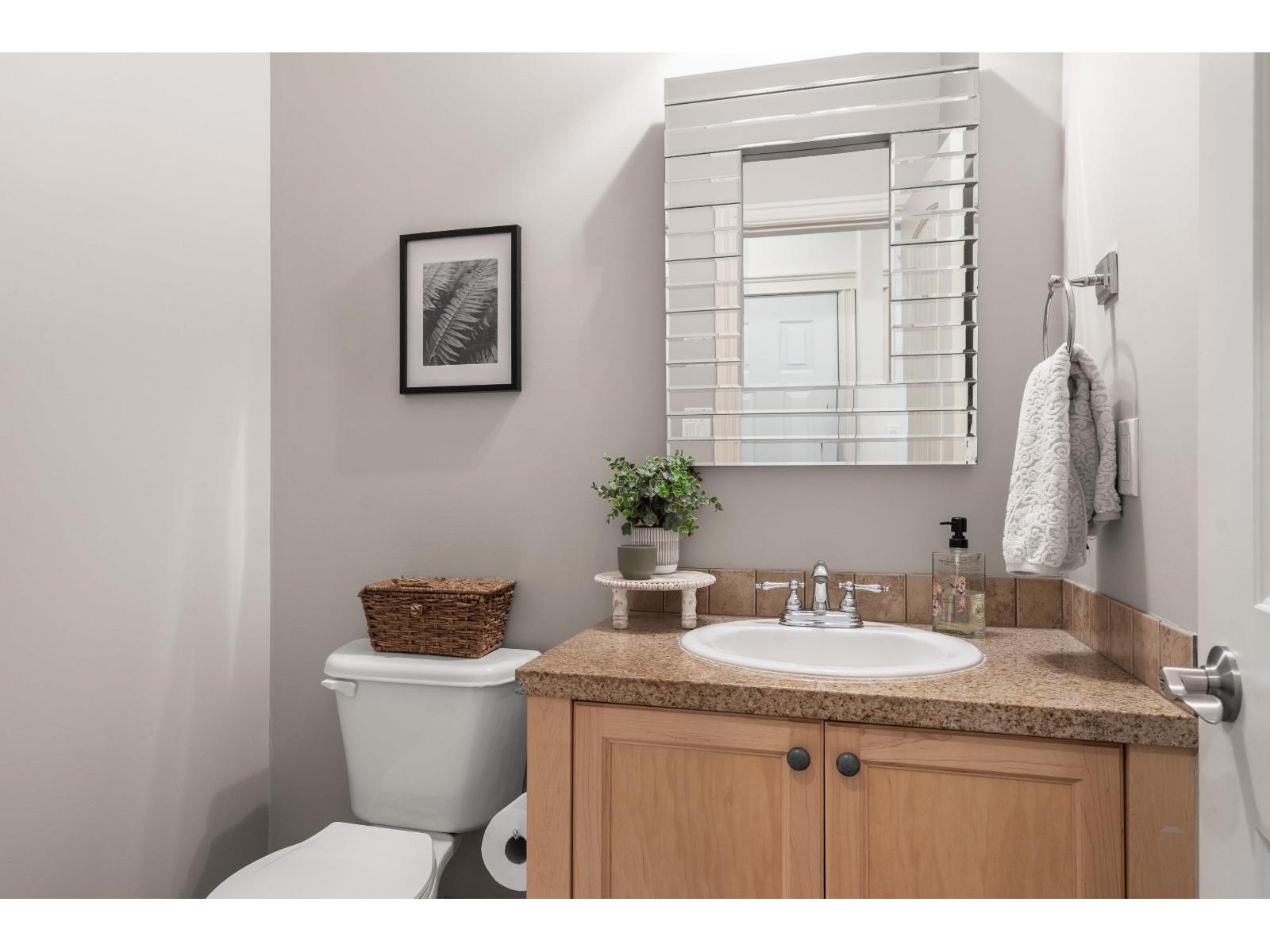 21637 94a Avenue, Langley, British Columbia  V3W 4E2 - Photo 20 - R3109098