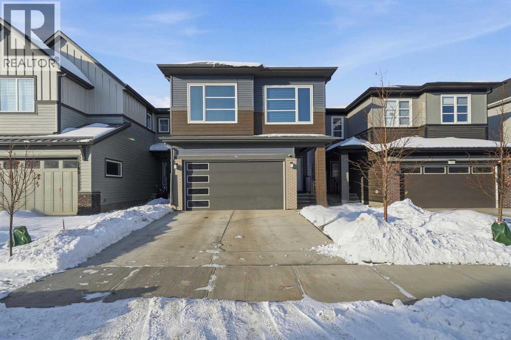 704 Creekstone Circle SW, Calgary, Alberta