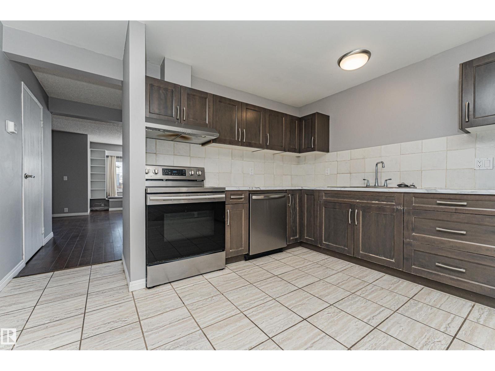 18425 95a Av Nw, Edmonton, Alberta  T5T 3V7 - Photo 15 - E4480954