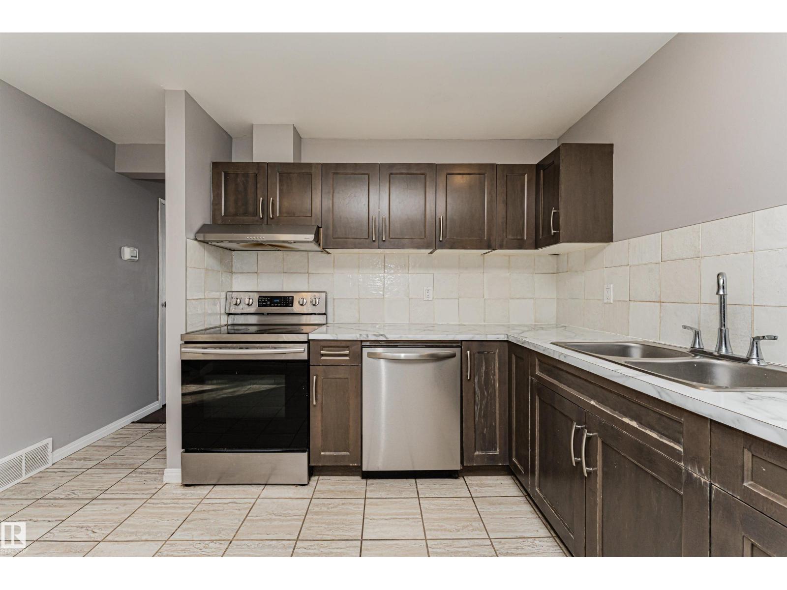 18425 95a Av Nw, Edmonton, Alberta  T5T 3V7 - Photo 17 - E4480954