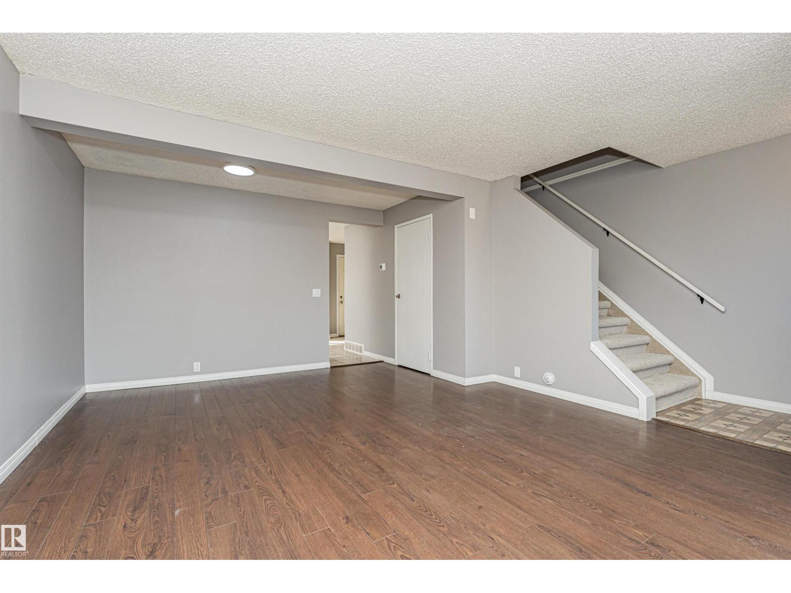 18425 95a Av Nw, Edmonton, Alberta  T5T 3V7 - Photo 7 - E4480954