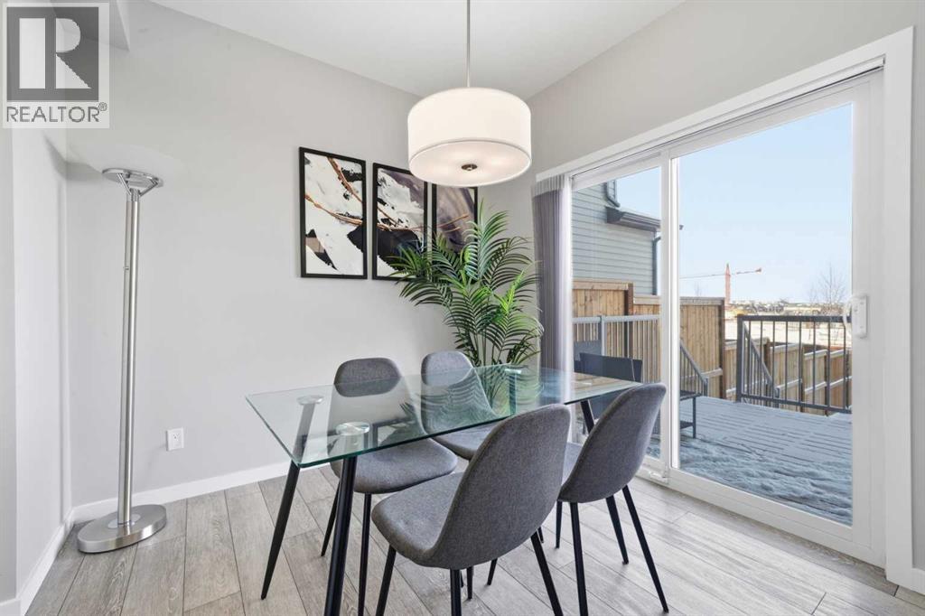 704 Creekstone Circle Sw, Calgary, Alberta  T2X 4Y6 - Photo 9 - A2286641