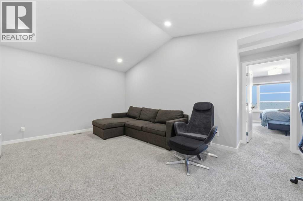 704 Creekstone Circle Sw, Calgary, Alberta  T2X 4Y6 - Photo 16 - A2286641