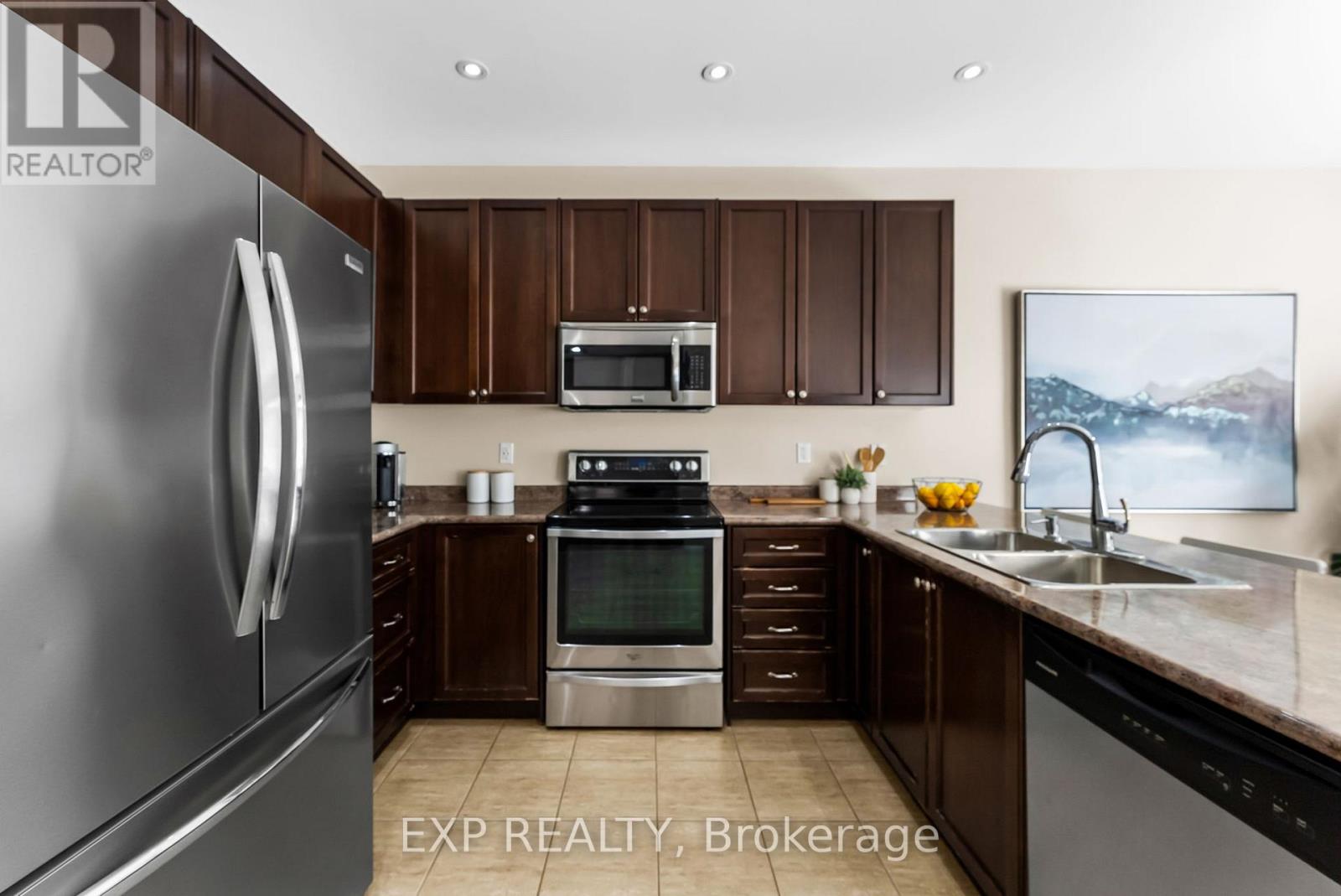 26 Scotia Road, Georgina, Ontario  L0E 1R0 - Photo 11 - N12981718