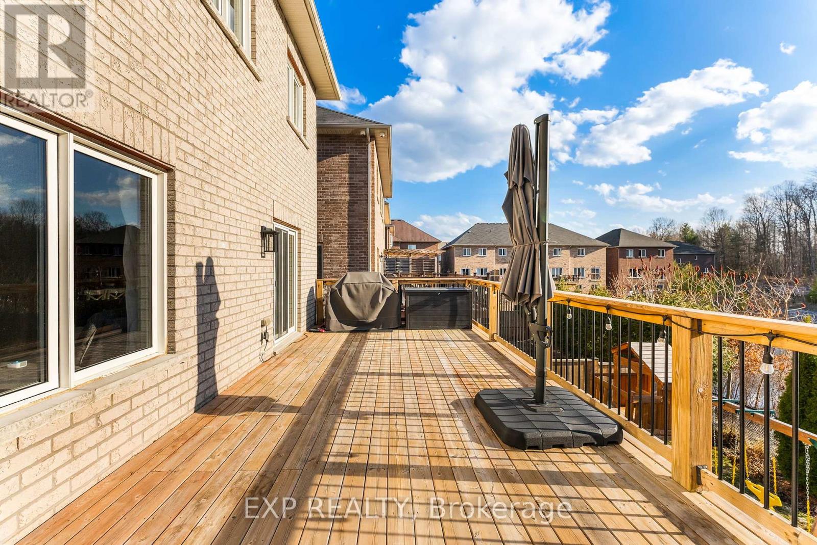 26 Scotia Road, Georgina, Ontario  L0E 1R0 - Photo 17 - N12981718