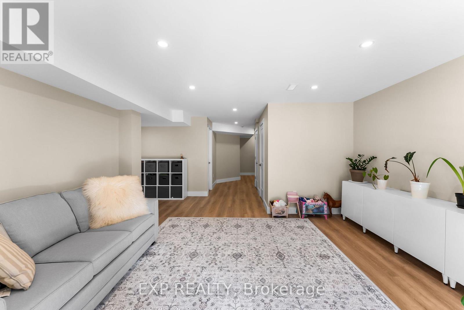 26 Scotia Road, Georgina, Ontario  L0E 1R0 - Photo 39 - N12981718