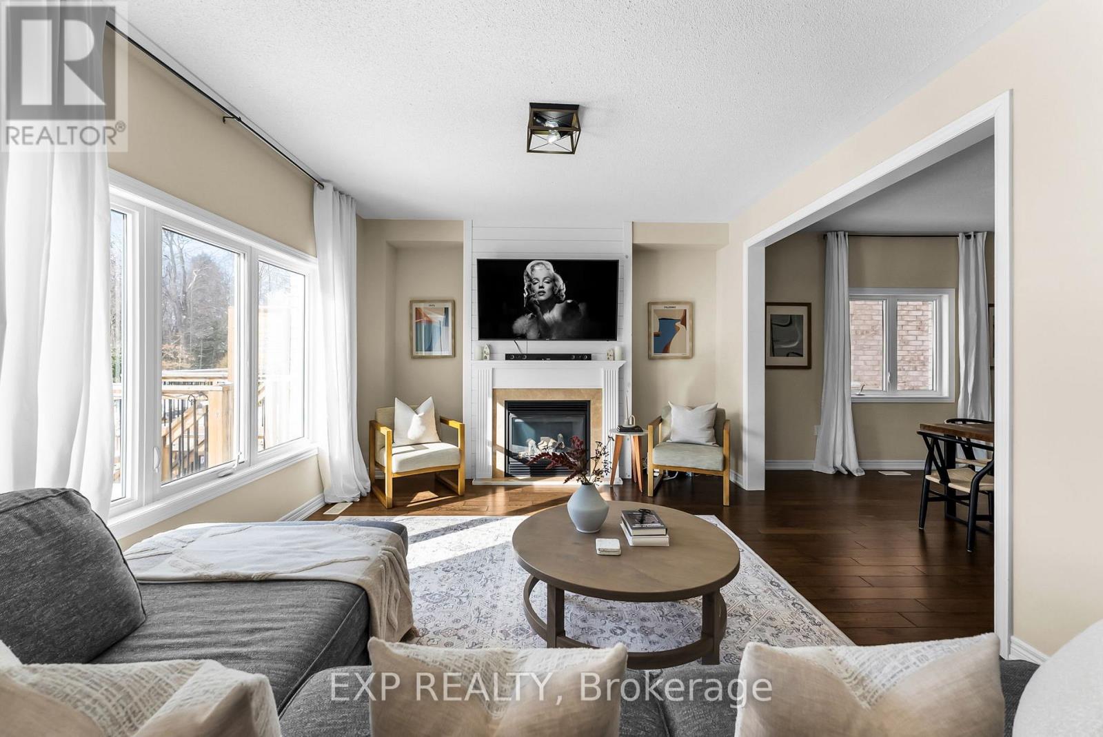 26 Scotia Road, Georgina, Ontario  L0E 1R0 - Photo 6 - N12981718