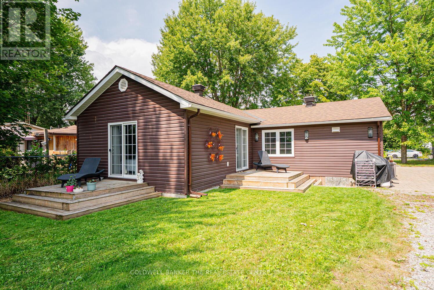 1127 Shore Acres Drive, Innisfil, Ontario  L0L 1R0 - Photo 23 - N12981786