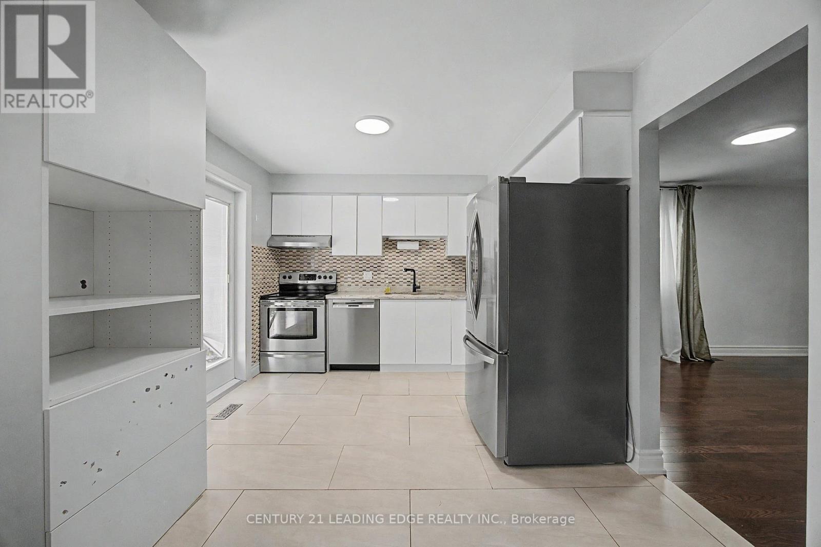 43 Nightstar Drive, Richmond Hill, Ontario  L4C 8H8 - Photo 13 - N12981820