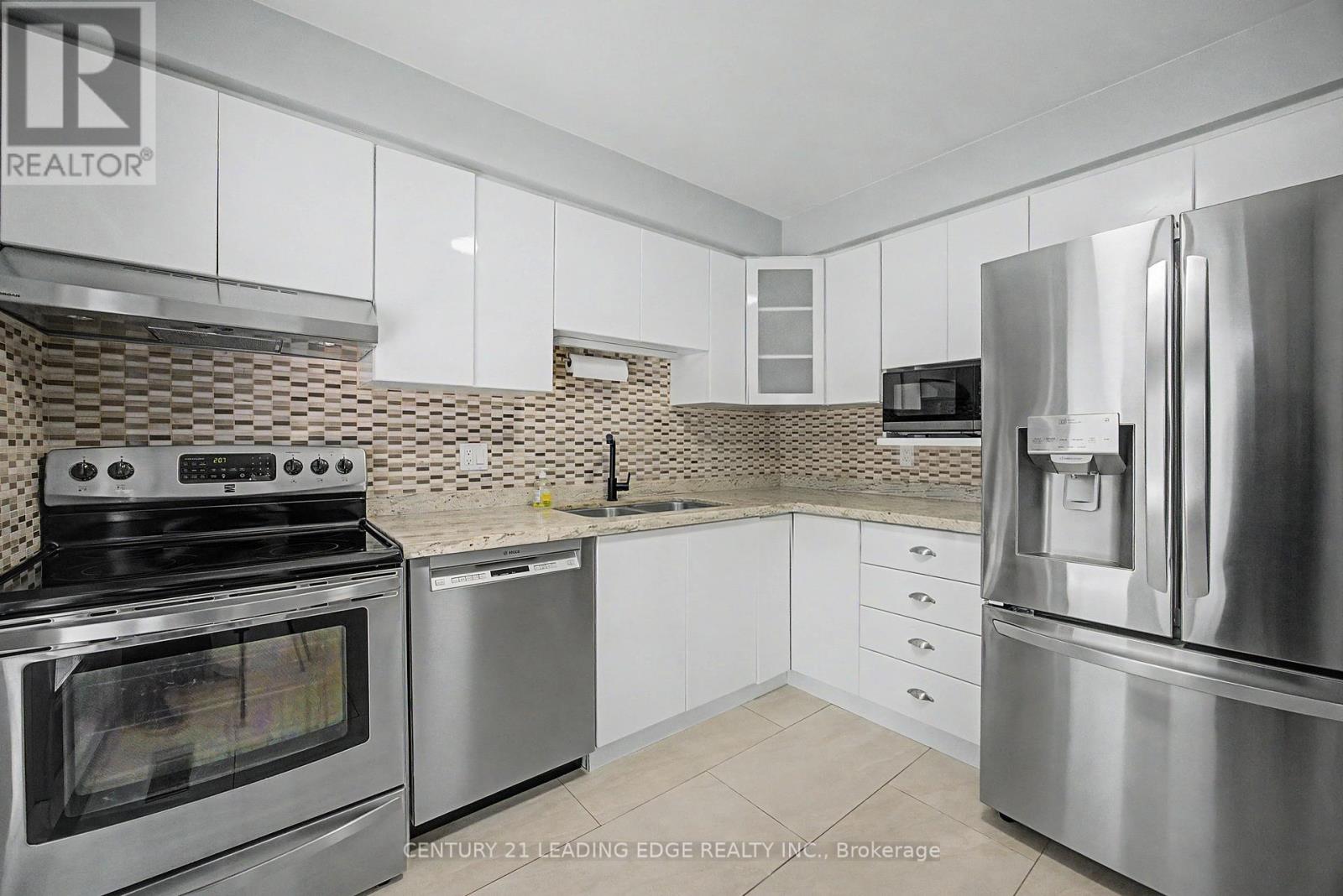 43 Nightstar Drive, Richmond Hill, Ontario  L4C 8H8 - Photo 15 - N12981820