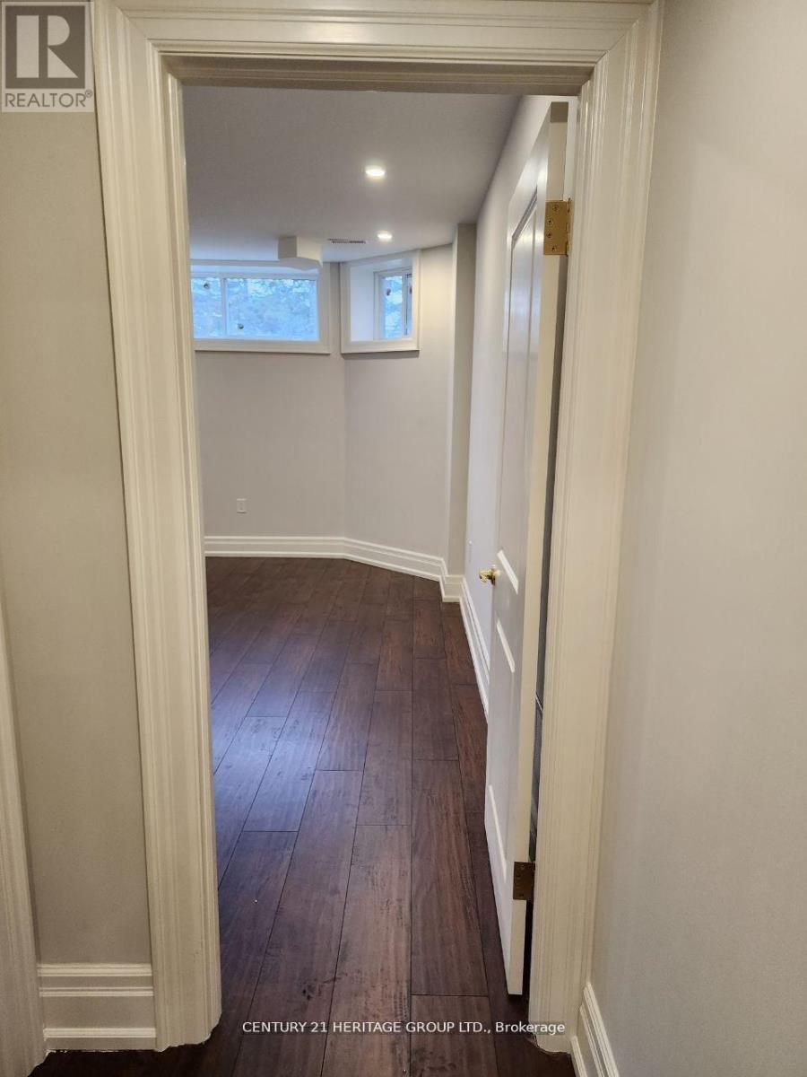 Bsmt #2 - 79 Maple Grove Avenue, Richmond Hill, Ontario  L4E 2X3 - Photo 10 - N12981858