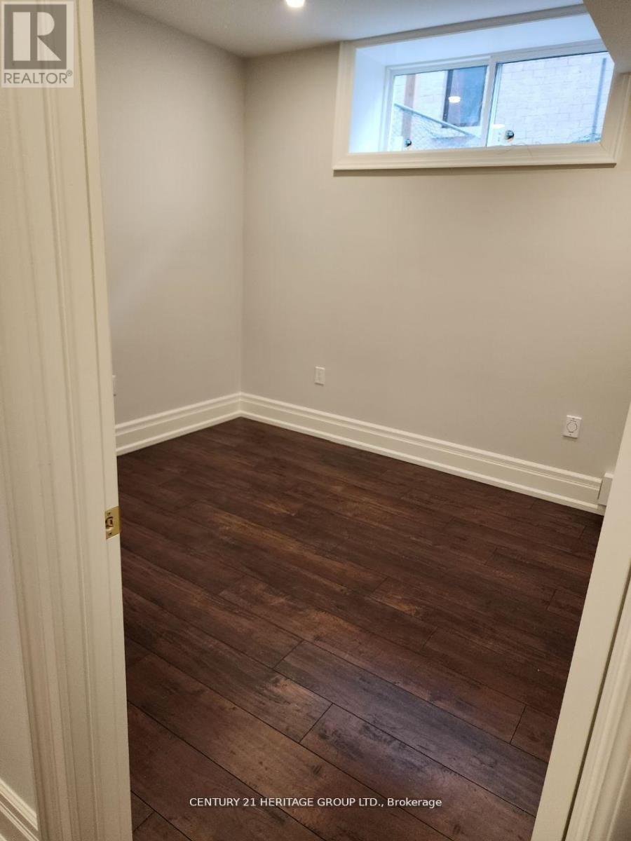 Bsmt #2 - 79 Maple Grove Avenue, Richmond Hill, Ontario  L4E 2X3 - Photo 8 - N12981858