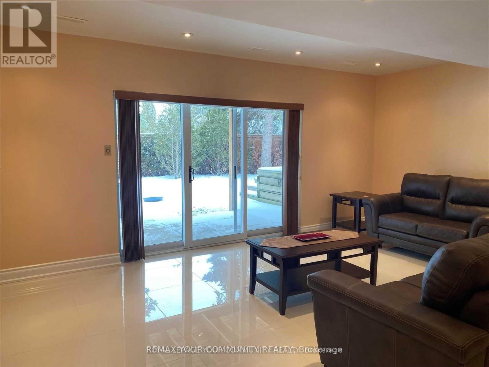 30 Forest Circle Court, Vaughan, Ontario  L4L 1N9 - Photo 16 - N12981896