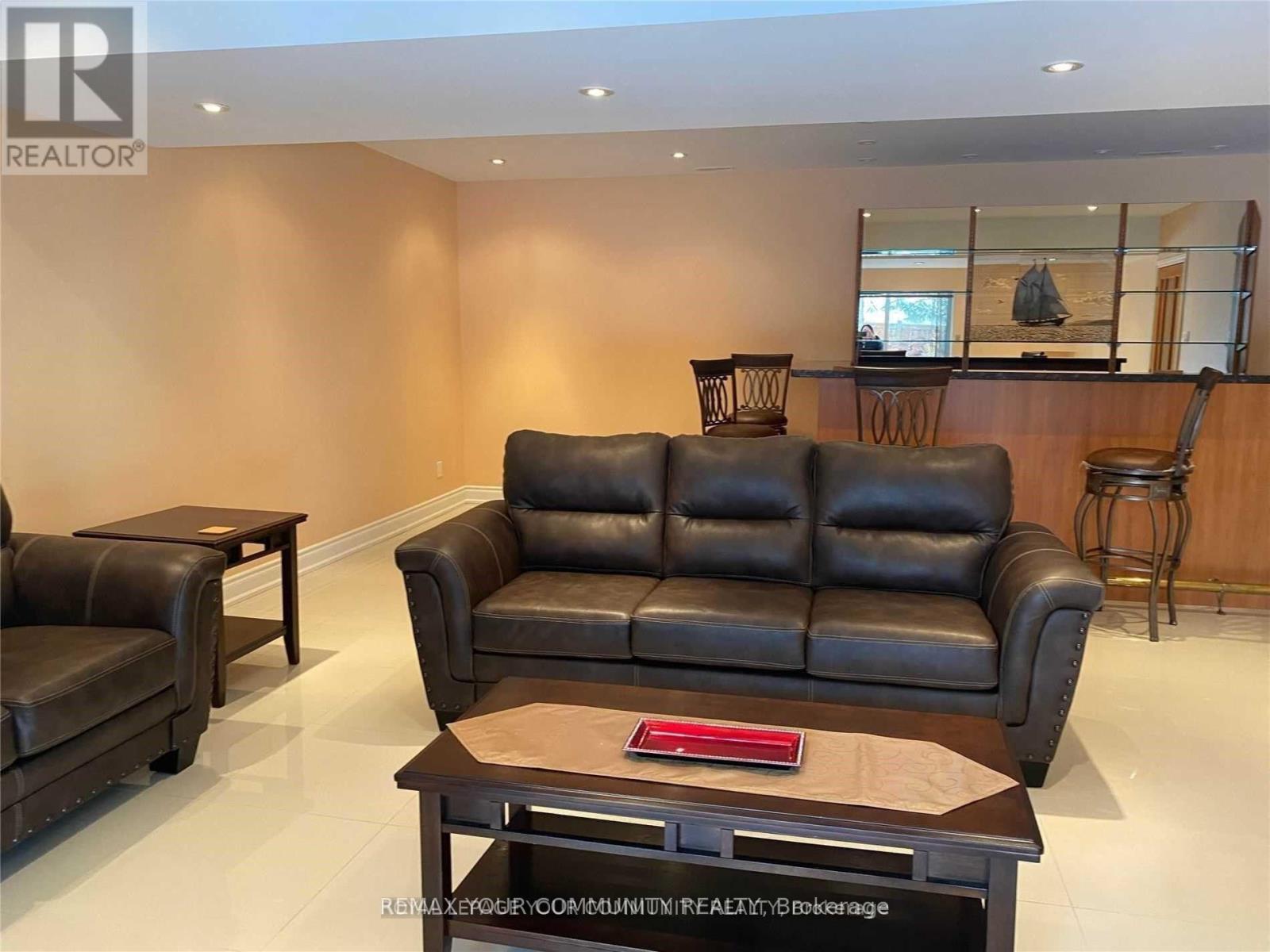 30 Forest Circle Court, Vaughan, Ontario  L4L 1N9 - Photo 17 - N12981896