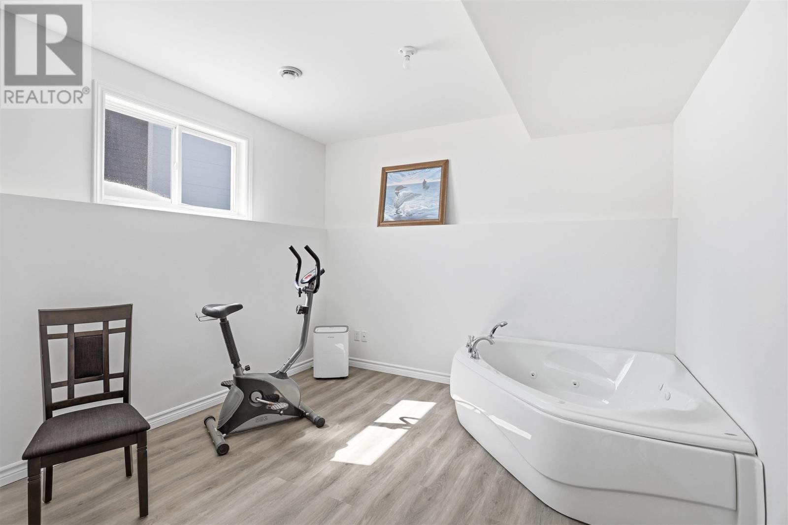 39 Saddle Cres, Sault Ste. Marie, Ontario  P6B 0A5 - Photo 34 - SM260671