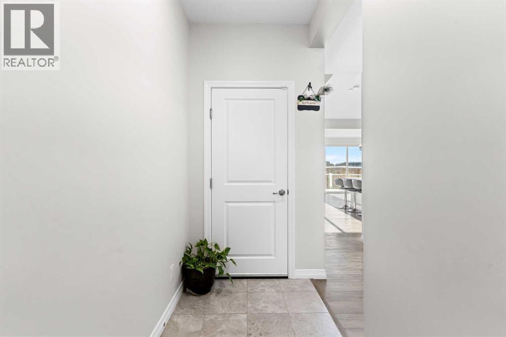 437 Corner Meadows Way NE, Calgary, Alberta  T3N 1Y7 - Photo 6 - A2299845