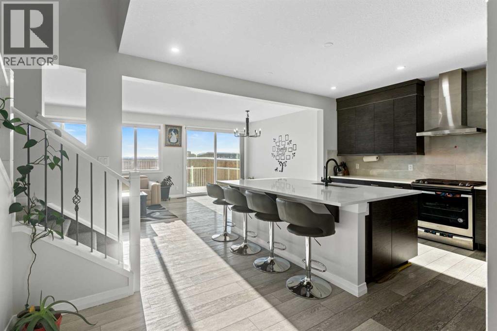 437 Corner Meadows Way NE, Calgary, Alberta  T3N 1Y7 - Photo 7 - A2299845