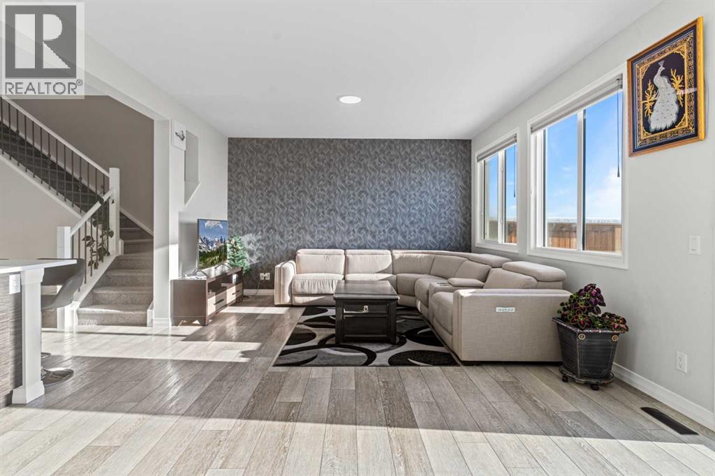 437 Corner Meadows Way NE, Calgary, Alberta  T3N 1Y7 - Photo 12 - A2299845